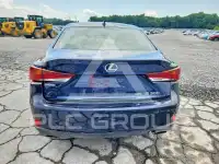 2017 Lexus IS photo