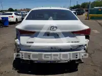 2017 Lexus IS photo