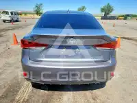 2017 Lexus IS фото
