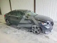 2017 Lexus IS photo