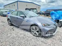 2017 Lexus IS photo