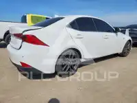 2017 Lexus IS photo