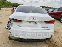 2017 Lexus IS фото