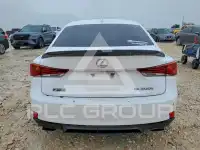 2017 Lexus IS photo