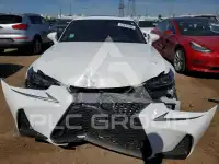 2017 Lexus IS фото