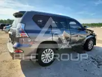 2017 Lexus GX photo