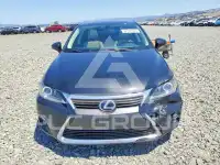2017 Lexus CT200 photo