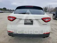 2017 Maserati  фото