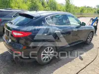 2017 Maserati LEVANTE фото