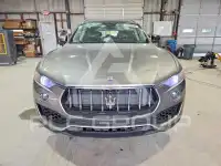 2017 Maserati LEVANTE фото