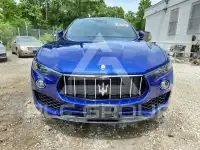 2017 Maserati  фото