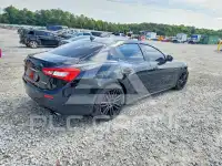 2017 Maserati  фото