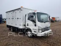 2017 Isuzu NPR фото