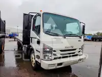 2017 Isuzu NPR фото