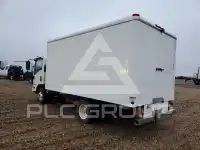2017 Isuzu NPR фото