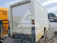 2017 Isuzu NPR фото