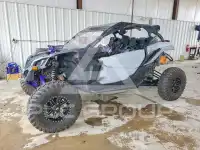 2017 Can-AM Sidebyside фото