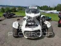 2017 Can-AM SPYDER photo