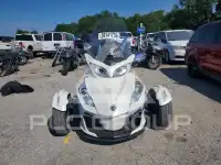 2017 Can-AM SPYDER фото