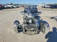 2017 Can-AM SPYDER фото