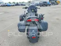 2017 Can-AM SPYDER фото