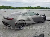 2017 Aston Martin  photo