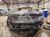 2017 Aston Martin  фото