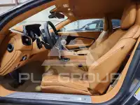 2017 Aston Martin  фото