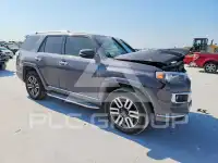 2017 Toyota 4 RUNNER photo