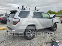 2017 Toyota 4 RUNNER photo