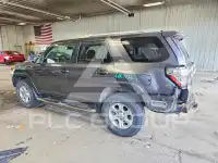 2017 Toyota 4 RUNNER фото