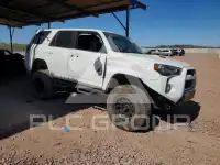 2017 Toyota 4 RUNNER photo