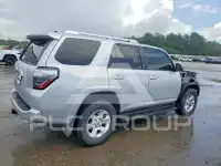 2017 Toyota 4 RUNNER photo