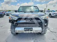 2017 Toyota 4 RUNNER photo