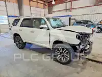 2017 Toyota 4 RUNNER photo