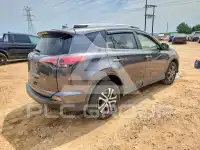 2017 Toyota RAV4 фото