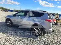 2017 Toyota RAV4 фото