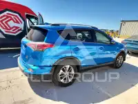 2017 Toyota RAV4 фото