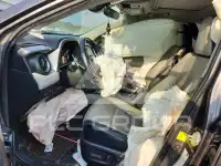 2017 Toyota RAV4 фото