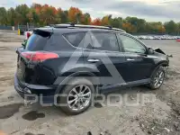 2017 Toyota RAV4 фото
