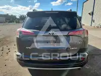 2017 Toyota RAV4 фото