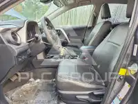 2017 Toyota RAV4 фото