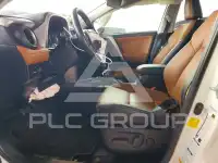 2017 Toyota RAV4 фото