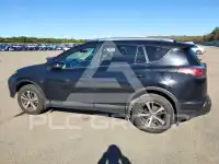 2017 Toyota RAV4 photo