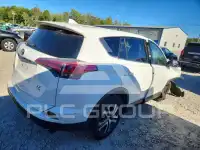 2017 Toyota RAV4 photo