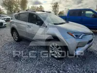 2017 Toyota RAV4 фото