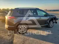 2017 Toyota RAV4 фото