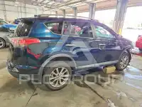 2017 Toyota RAV4 фото