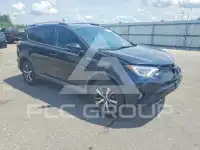 2017 Toyota RAV4 фото