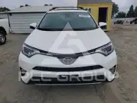 2017 Toyota RAV4 photo